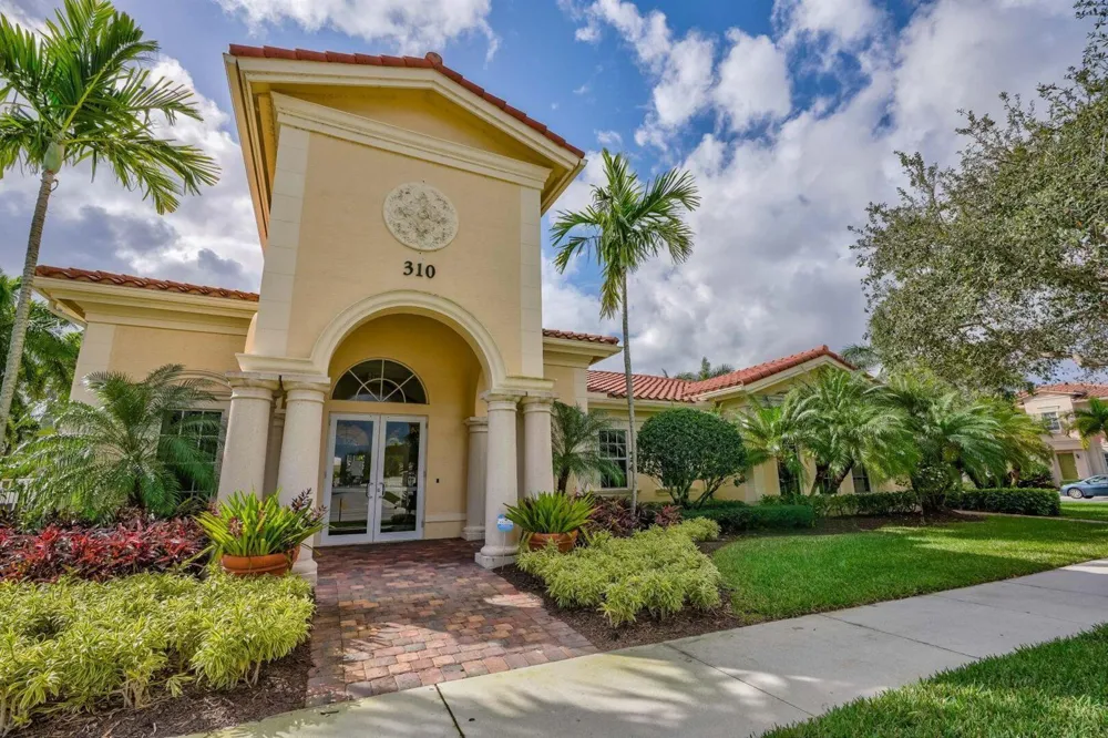 615 Dakota Drive Jupiter, FL 33458