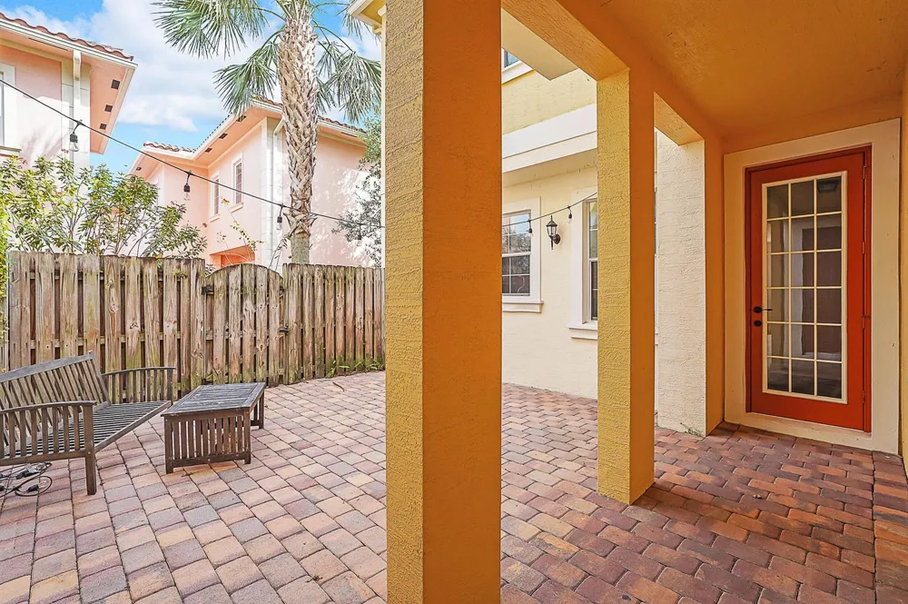 615 Dakota Drive Jupiter, FL 33458
