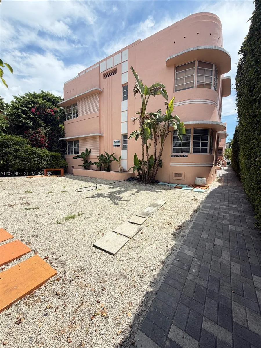 1227 Euclid Ave #7 Miami Beach, FL 33139
