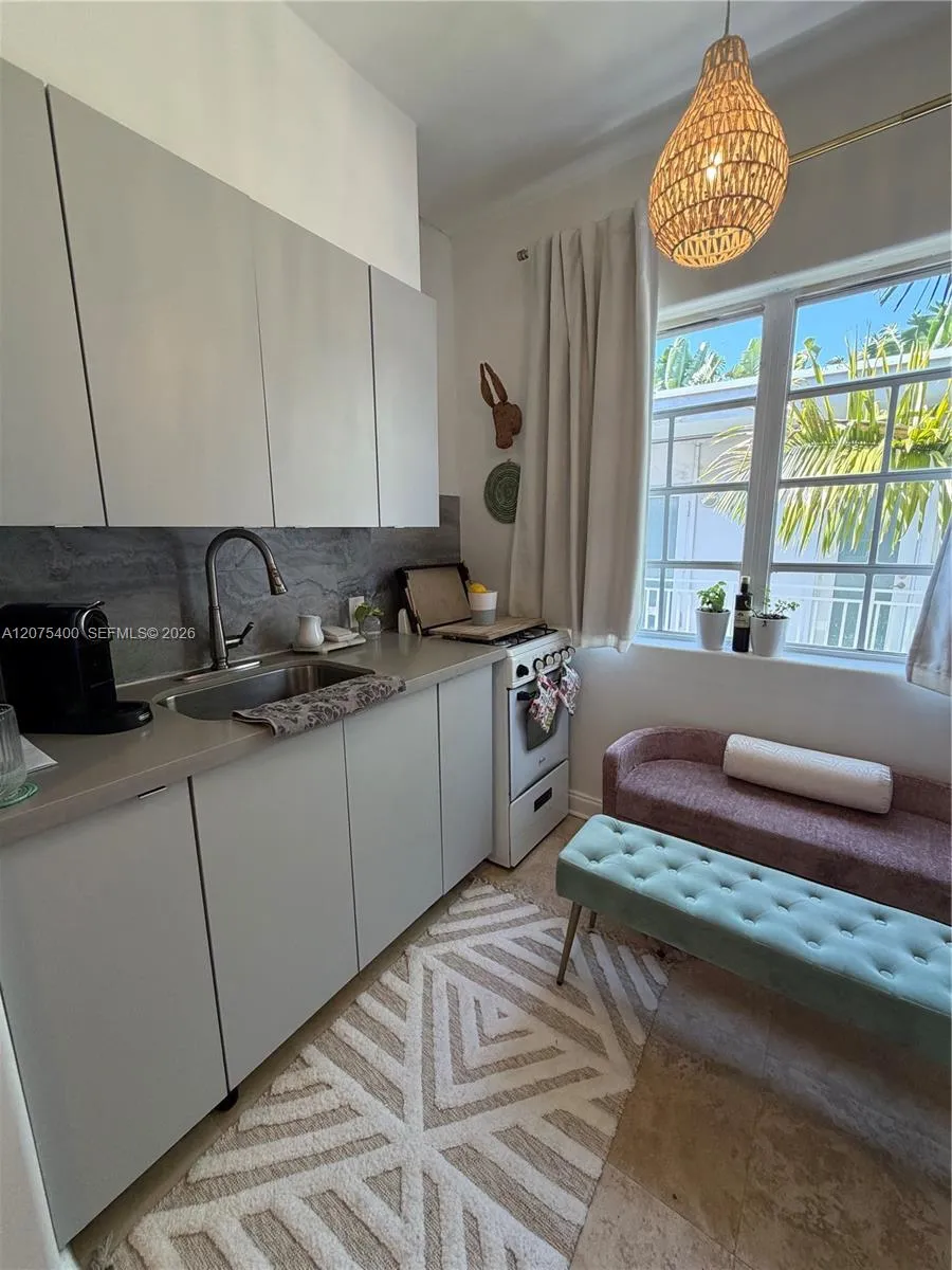 1227 Euclid Ave #7 Miami Beach, FL 33139