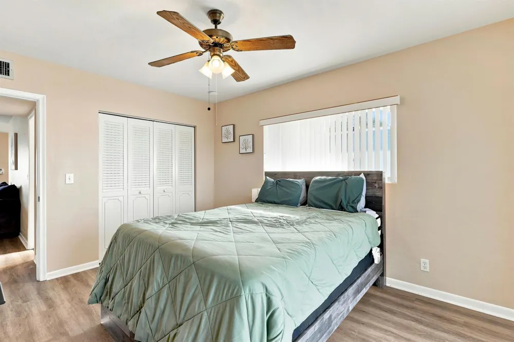 2920 Cynthia Lane #202 