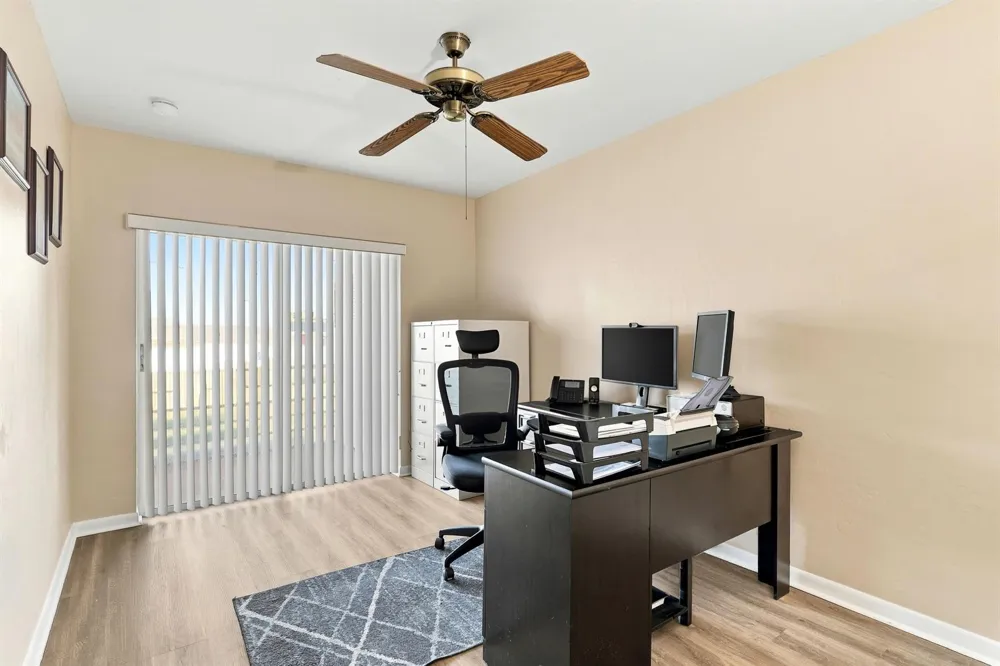 2920 Cynthia Lane #202 
