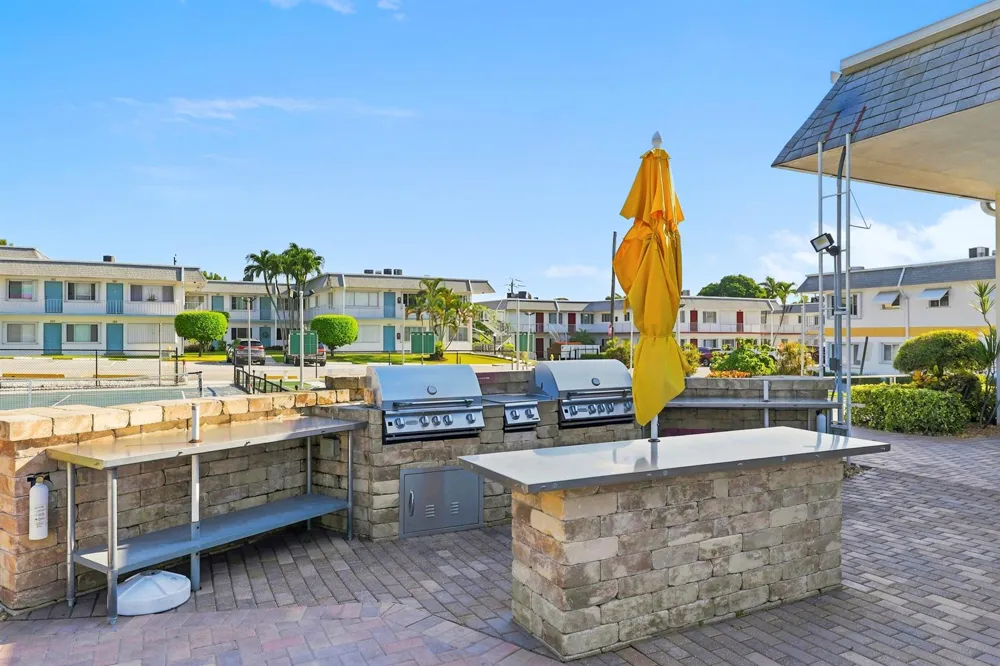 2920 Cynthia Lane #202 