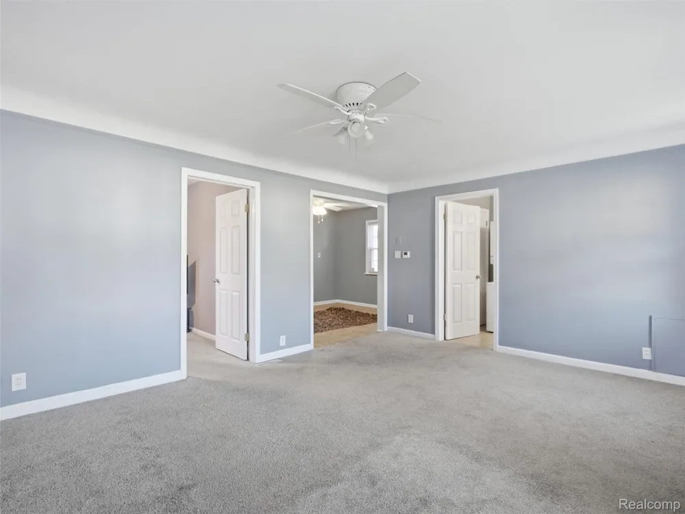 26210 Clancy Street Roseville City, MI 48066