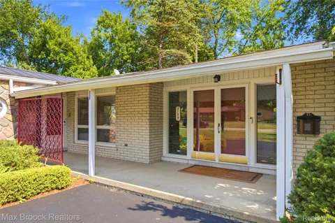 3159 Middlebury Lane