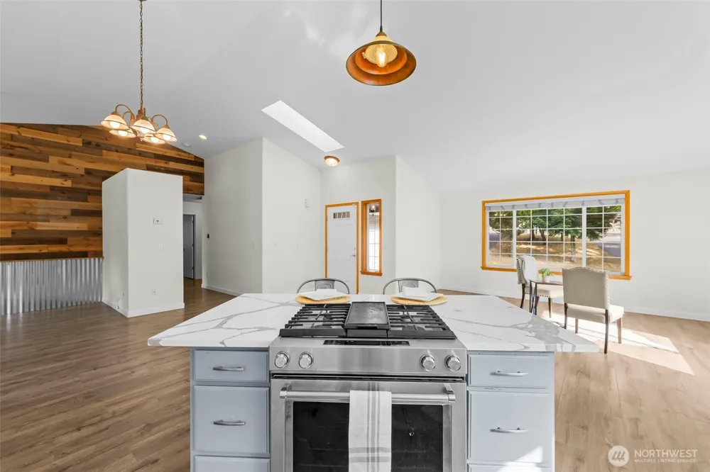 17831 77th Street E Bonney Lake, WA 98391