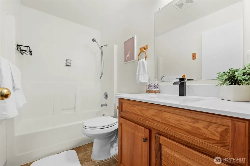 17831 77th Street E Bonney Lake, WA 98391