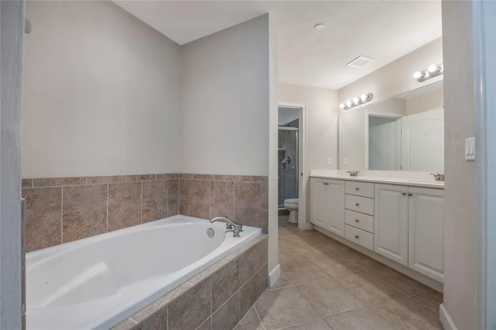424 LUNA BELLA LANE #332 New Smyrna Beach, FL 32168