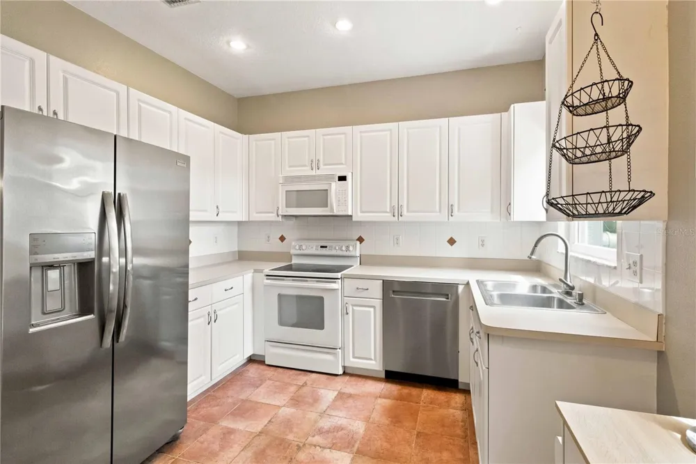34928 TEEVIEW LANE Zephyrhills, FL 33541
