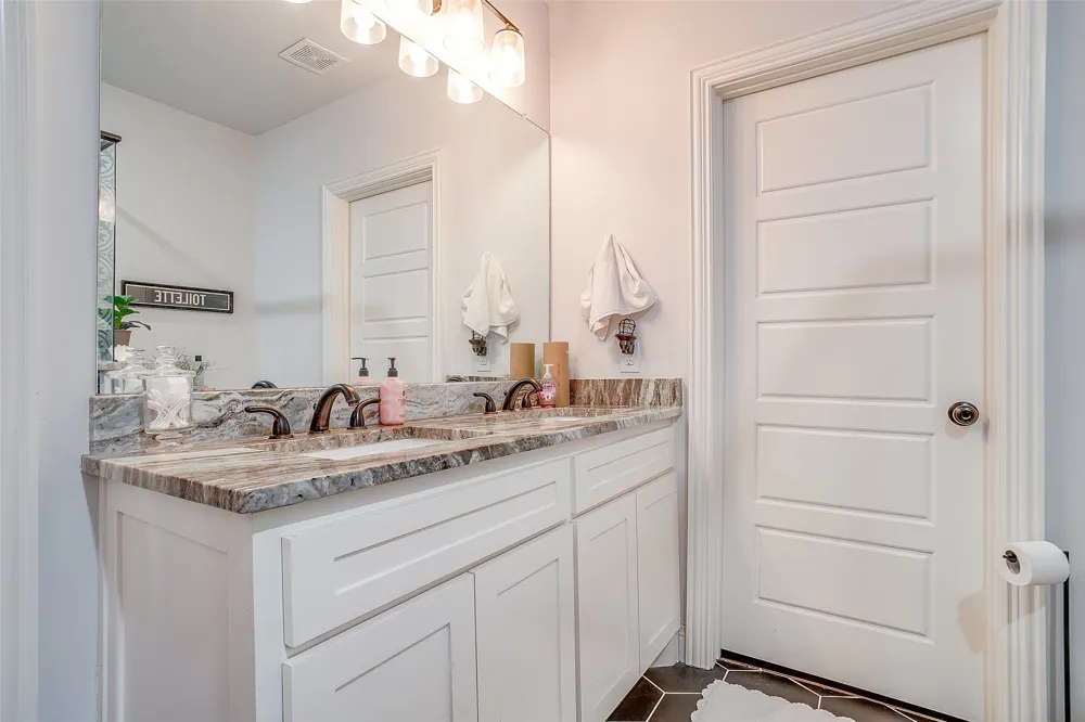 4920 Shining Star Trail Rio Vista, TX 76093
