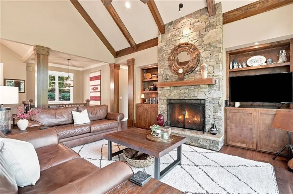 107 Disharoon Drive Big Canoe, GA 30143