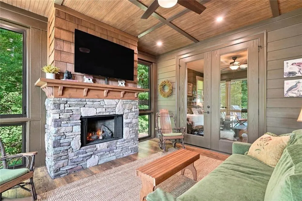 107 Disharoon Drive Big Canoe, GA 30143