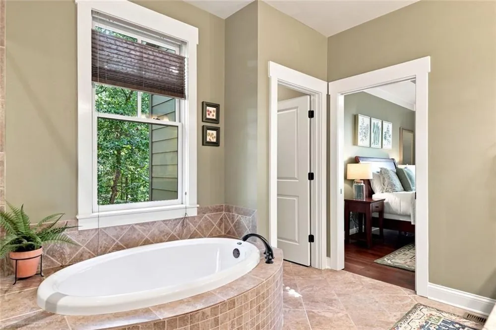 107 Disharoon Drive Big Canoe, GA 30143