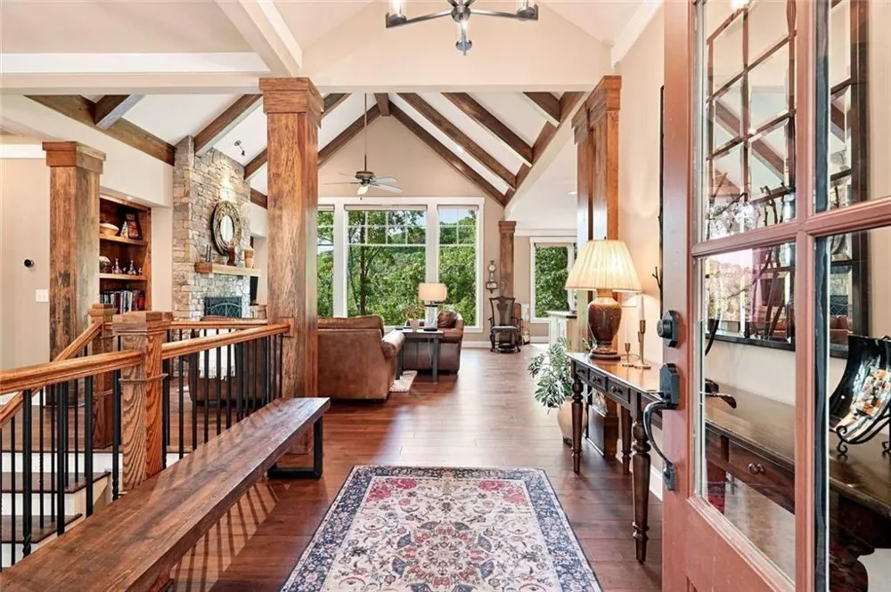 107 Disharoon Drive Big Canoe, GA 30143
