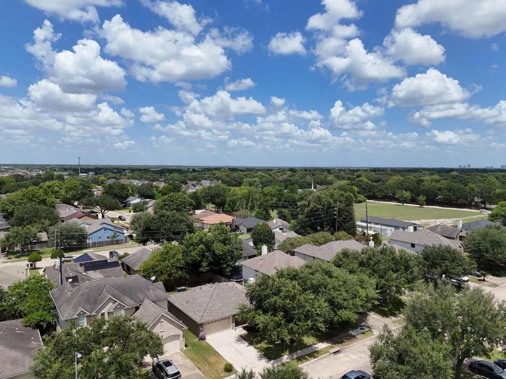 17234 Trace Glen Lane Houston, TX 77083