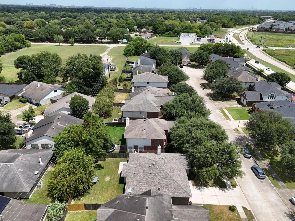 17234 Trace Glen Lane Houston, TX 77083