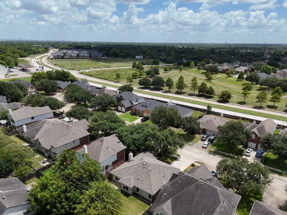 17234 Trace Glen Lane Houston, TX 77083