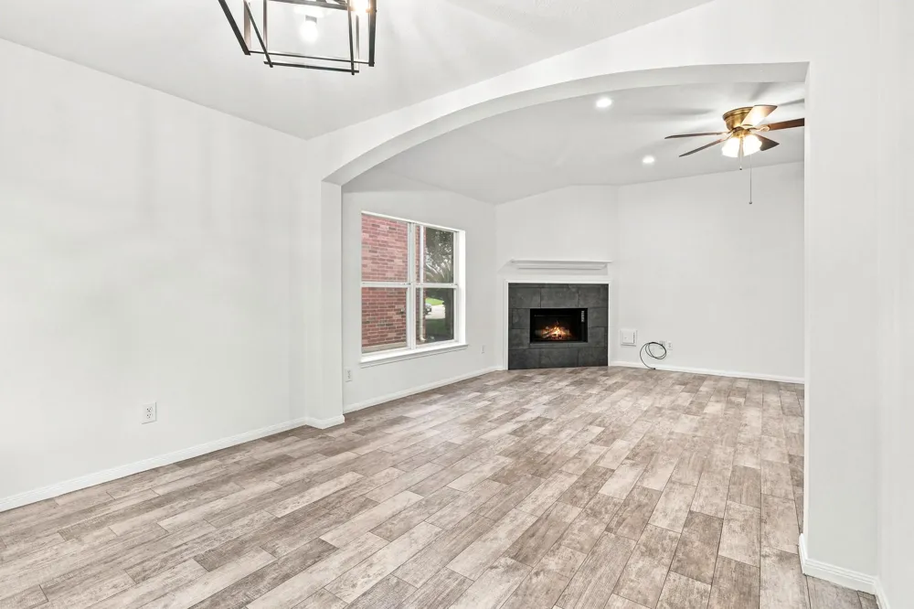 17234 Trace Glen Lane Houston, TX 77083