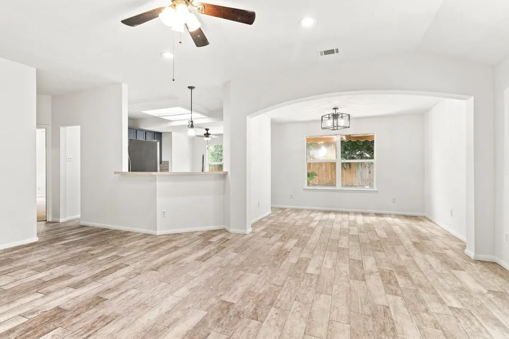 17234 Trace Glen Lane Houston, TX 77083