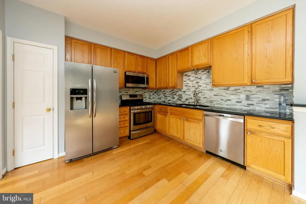 13591 BECKINGHAM DRIVE Herndon, VA 20171