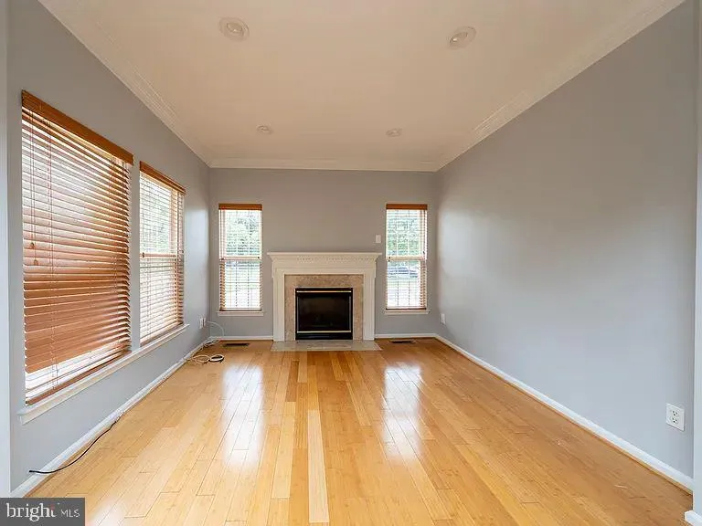 13591 BECKINGHAM DRIVE Herndon, VA 20171