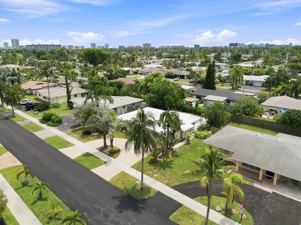 510 SE 4TH COURT Pompano Beach, FL 33060