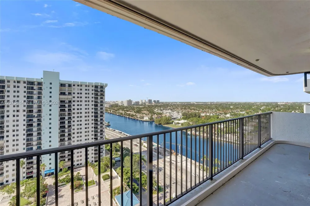 1201 S Ocean Dr #2109N Hollywood, FL 33019