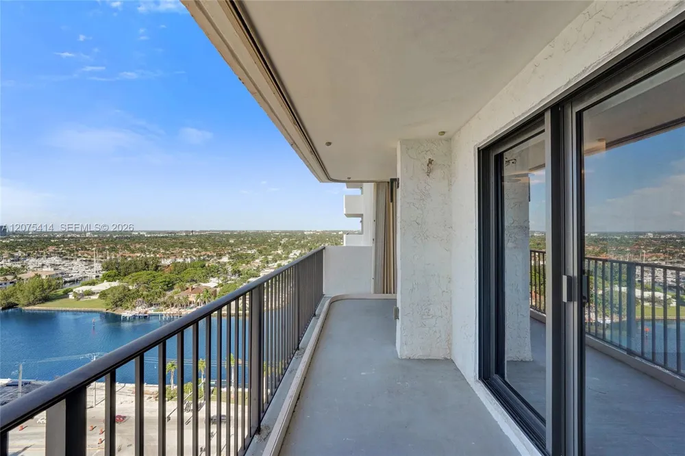 1201 S Ocean Dr #2109N Hollywood, FL 33019