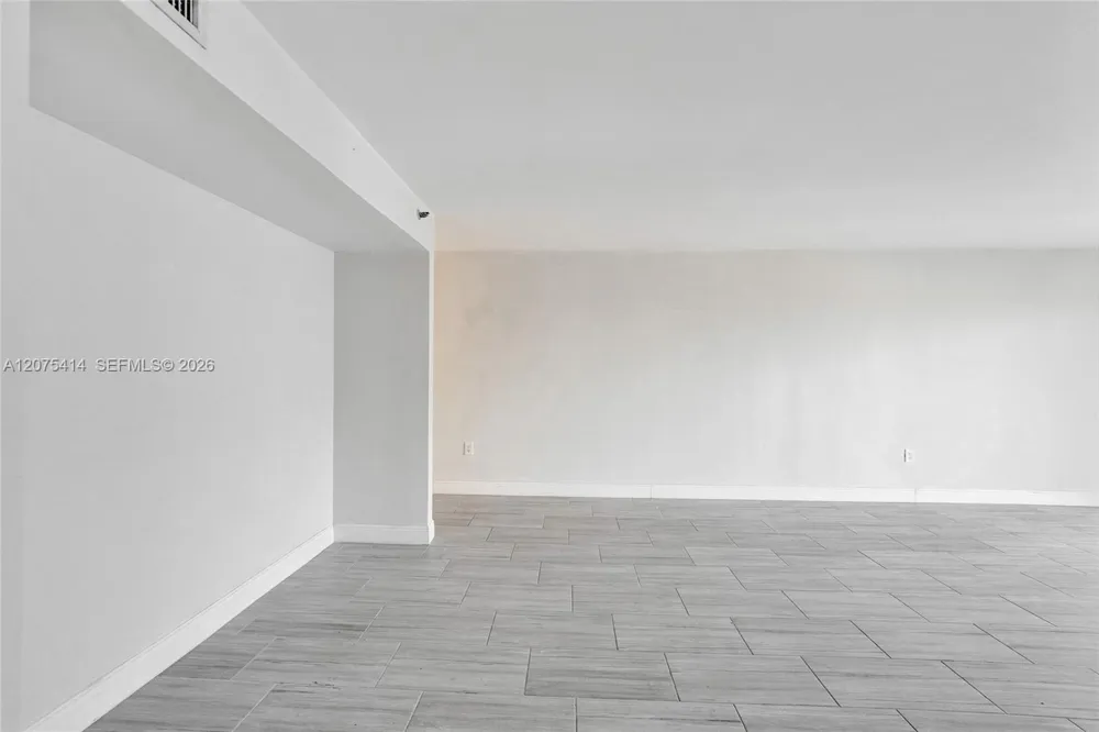 1201 S Ocean Dr #2109N Hollywood, FL 33019