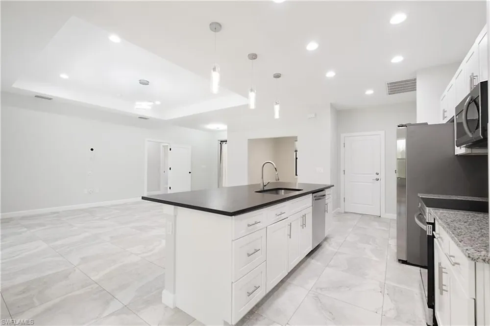 2692 54th Avenue NE Naples, FL 34120