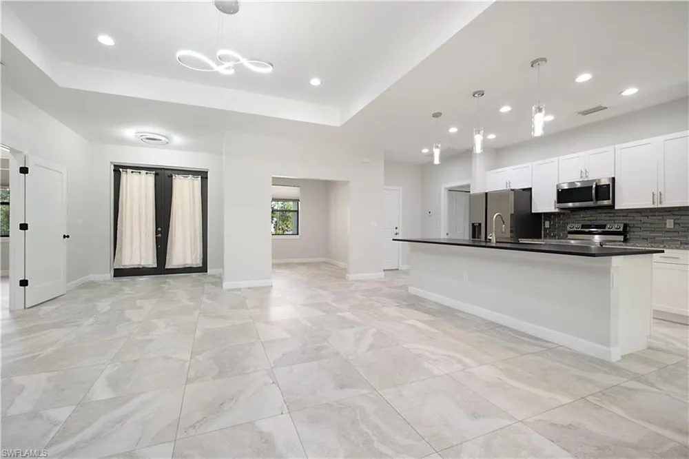 2692 54th Avenue NE Naples, FL 34120