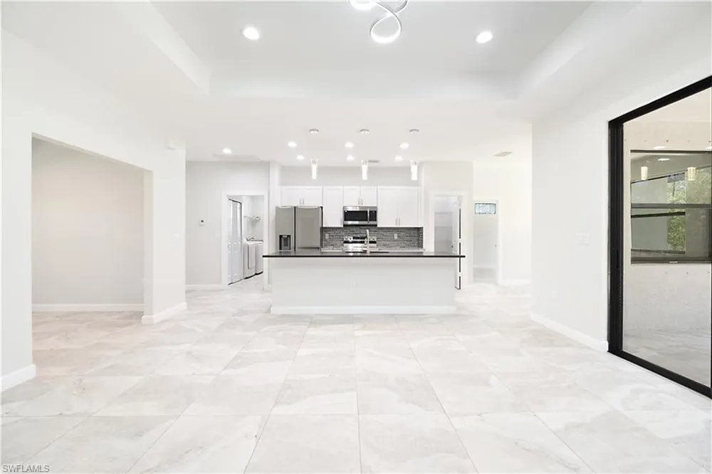 2692 54th Avenue NE Naples, FL 34120