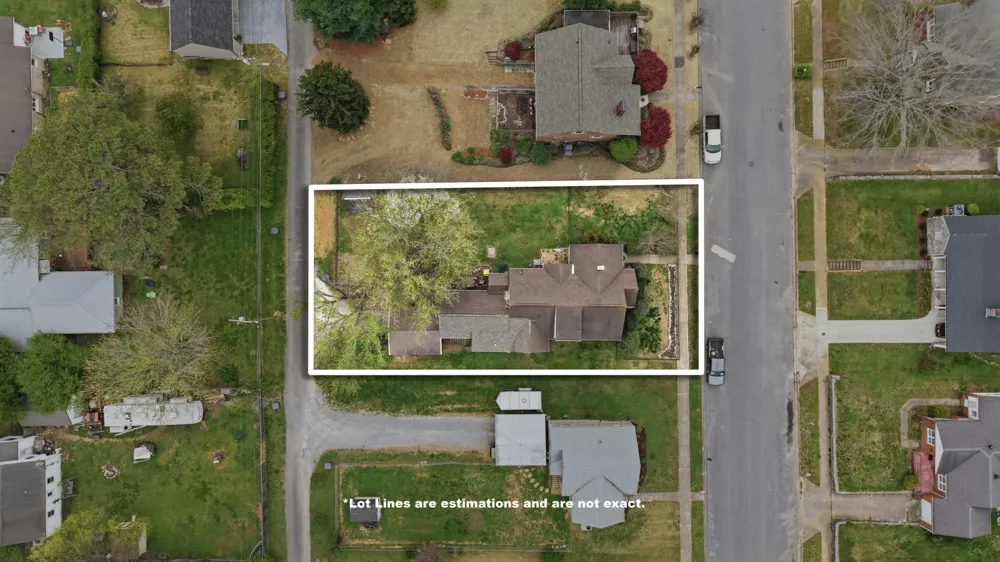 505 4th Ave Fayetteville, TN 37334