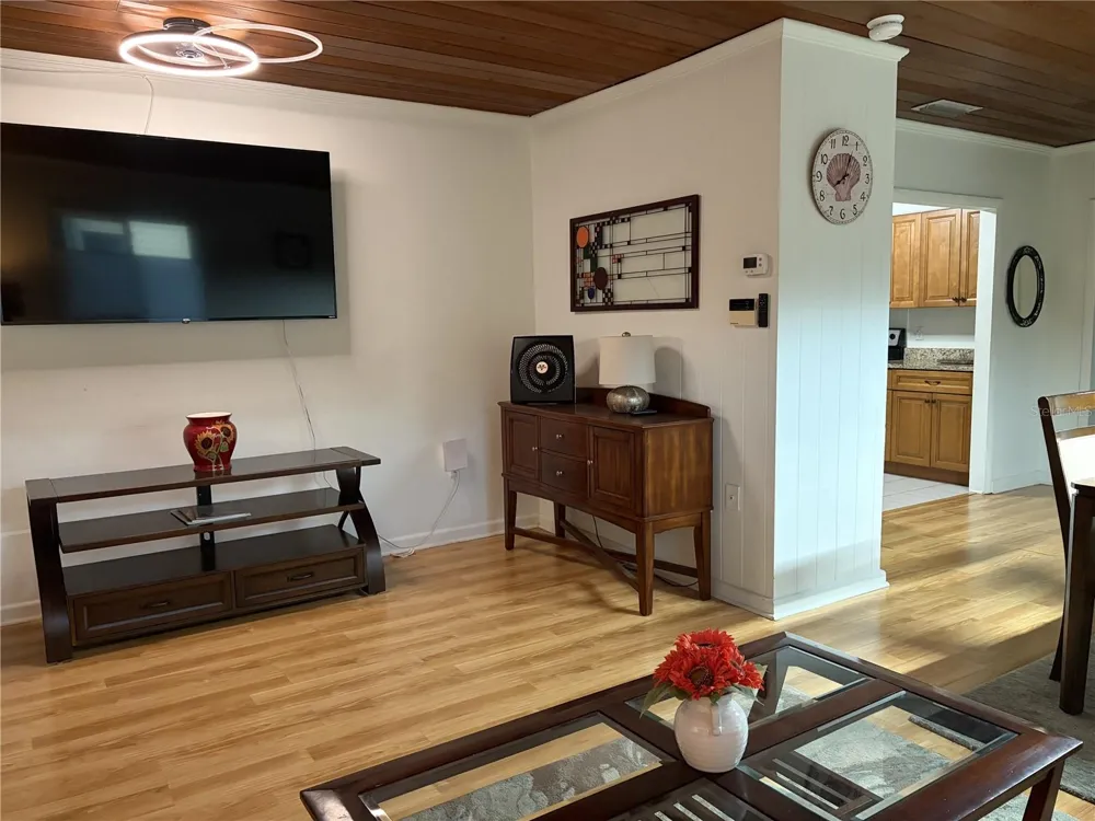 421 RIVIERA STREET Venice, FL 34285