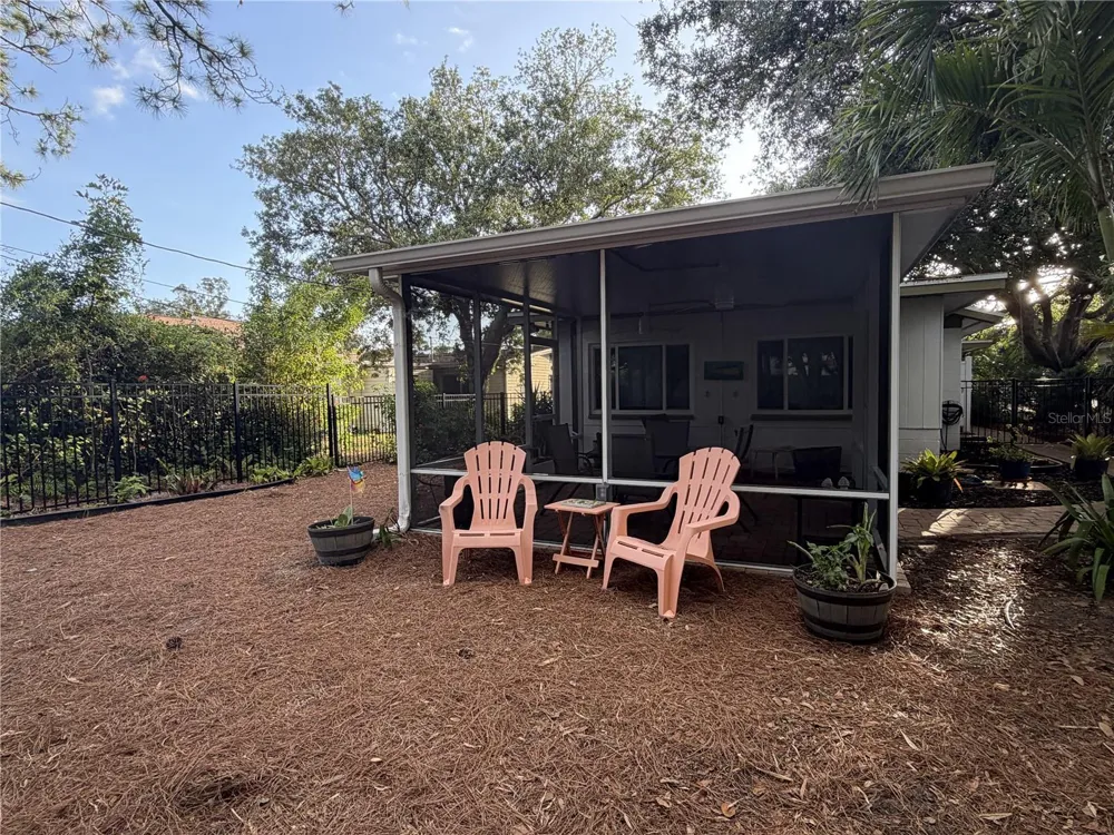 421 RIVIERA STREET Venice, FL 34285