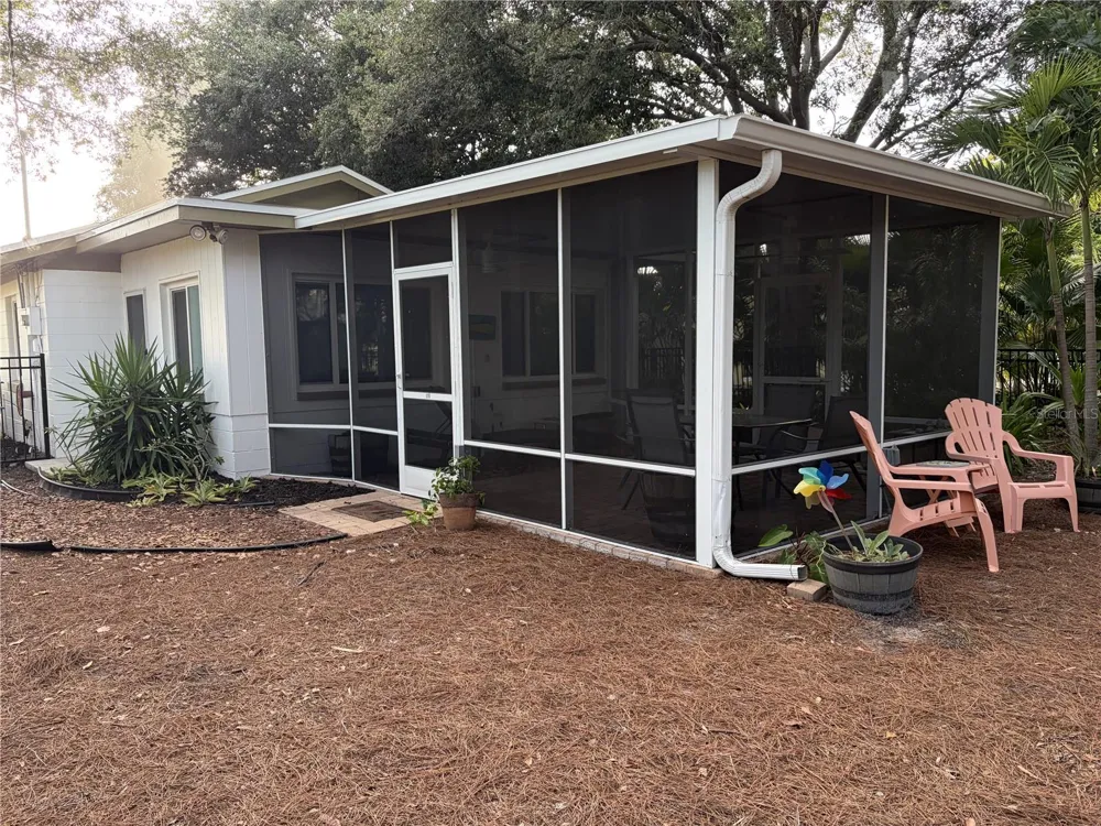 421 RIVIERA STREET Venice, FL 34285