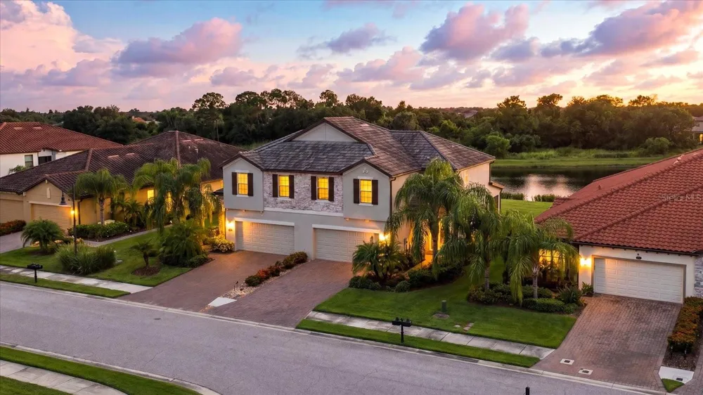 2528 STARWOOD COURT Lakewood Ranch, FL 34211