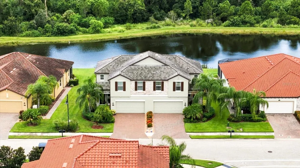 2528 STARWOOD COURT Lakewood Ranch, FL 34211