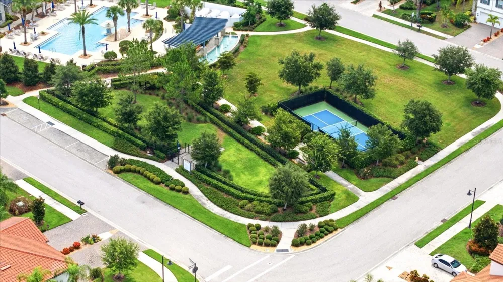 2528 STARWOOD COURT Lakewood Ranch, FL 34211