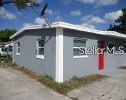 415 W LANCASTER ROAD #6