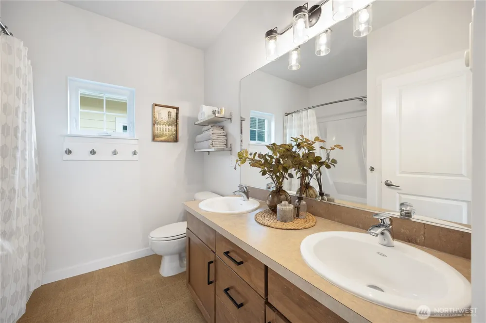 1787 26th Walk NE Issaquah, WA 98029