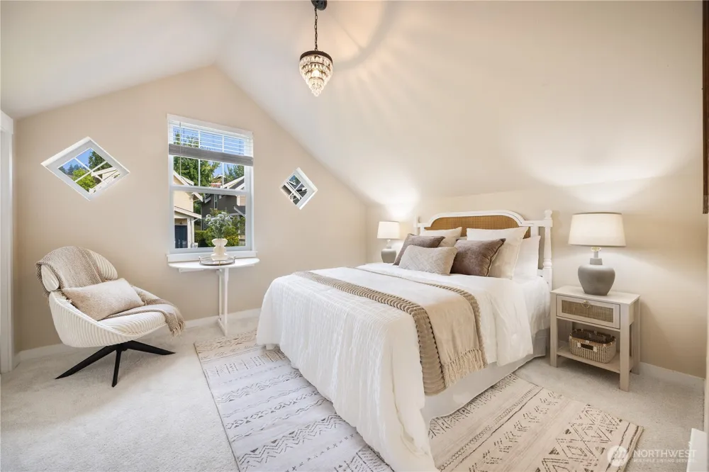 1787 26th Walk NE Issaquah, WA 98029