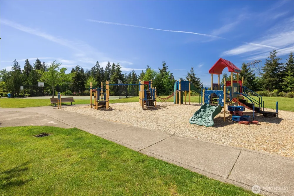 1787 26th Walk NE Issaquah, WA 98029