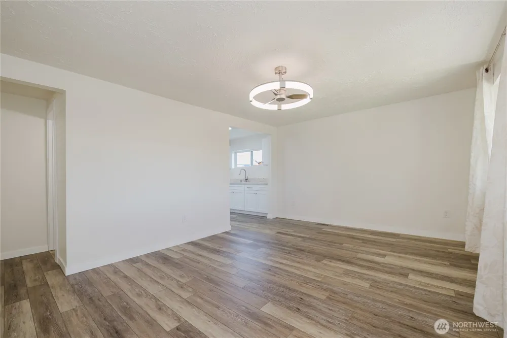1112 Perry Avenue Bremerton, WA 98310