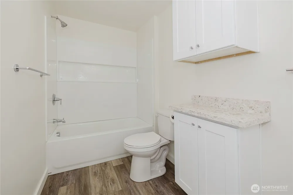 1112 Perry Avenue Bremerton, WA 98310