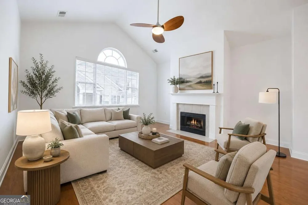 2641 Grapevine CIR Cumming, GA 30041