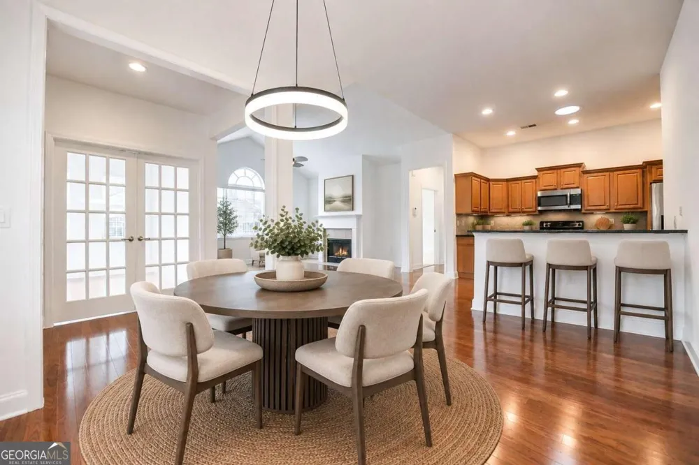 2641 Grapevine CIR Cumming, GA 30041