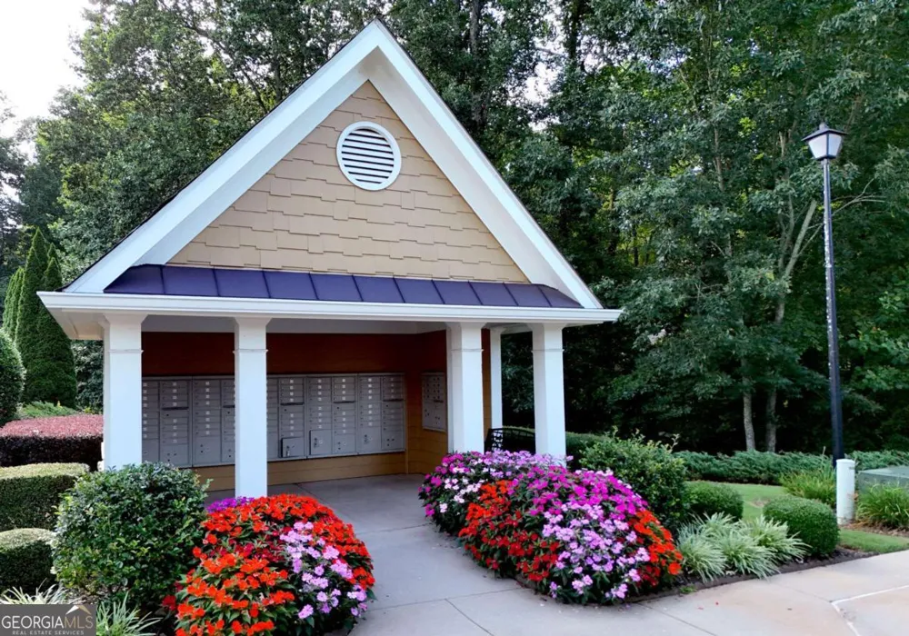 2641 Grapevine CIR Cumming, GA 30041