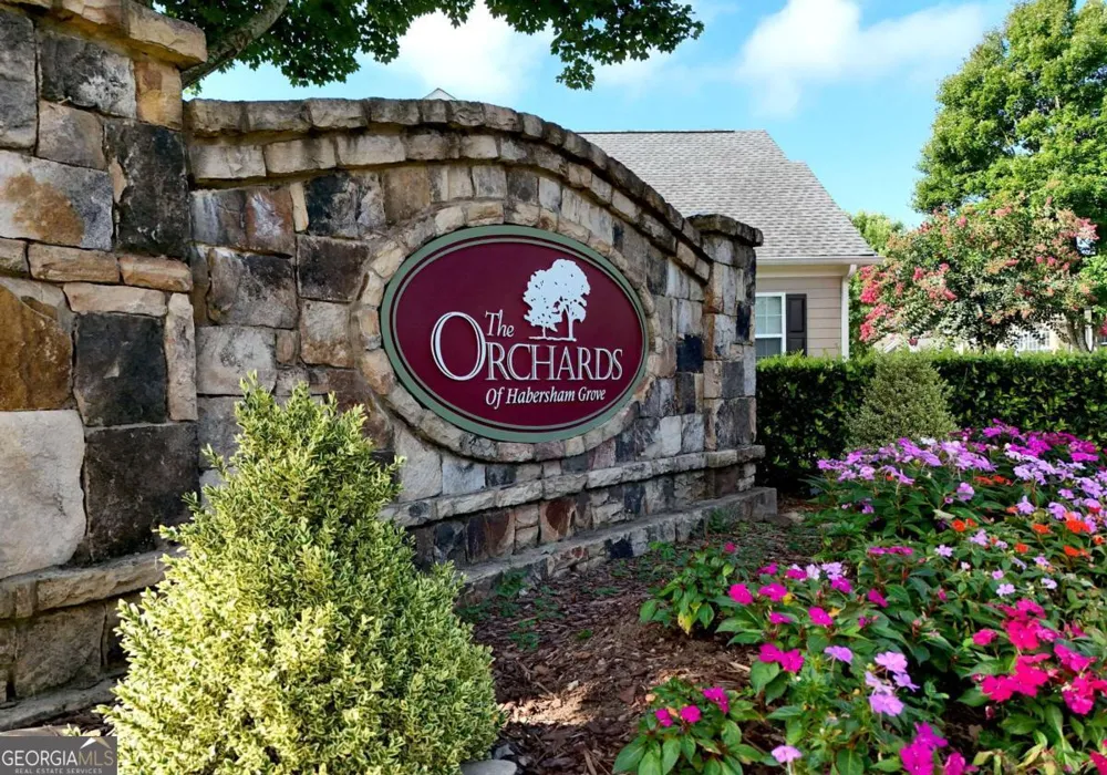 2641 Grapevine CIR Cumming, GA 30041