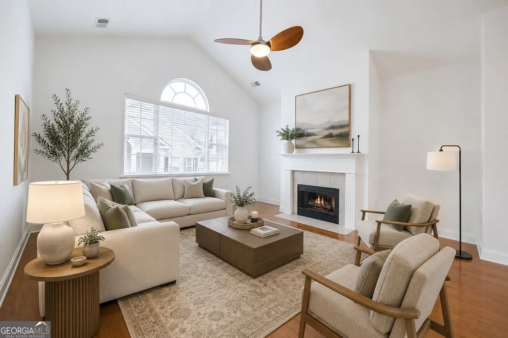 2641 Grapevine CIR Cumming, GA 30041